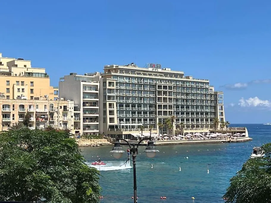 Seafront Apartment In St Julians Saint Julian's 0*,  Malta